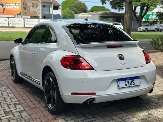 VOLKSWAGEN-FUSCA-2013