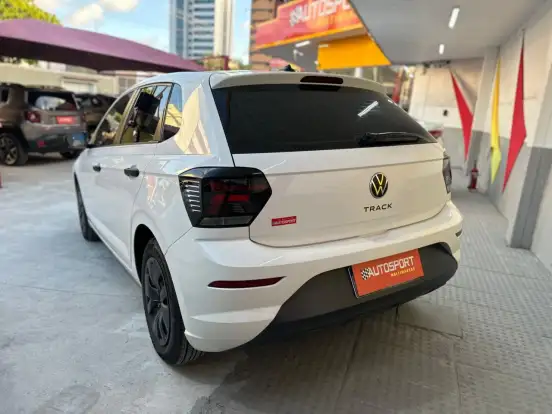 VOLKSWAGEN-POLO-2024