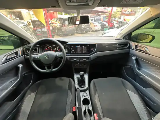 VOLKSWAGEN-POLO-2024