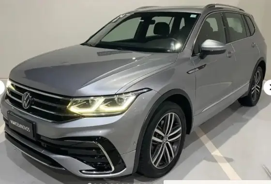 VOLKSWAGEN TIGUAN 2.0 300 TSI GASOLINA ALLSPACE R-LINE AUTOMÁTICO