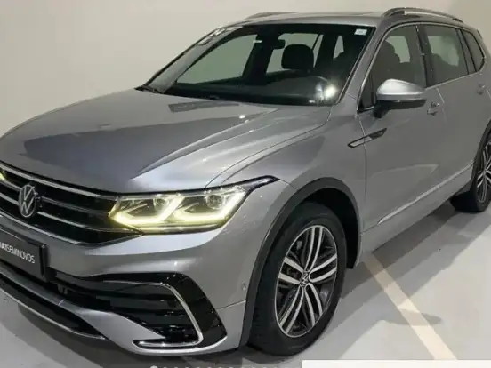 VOLKSWAGEN-TIGUAN-2.0 300 TSI GASOLINA ALLSPACE R-LINE AUTOMÁTICO VOLKSWAGEN-TIGUAN-2023