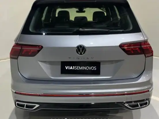 VOLKSWAGEN-TIGUAN-2.0 300 TSI GASOLINA ALLSPACE R-LINE AUTOMÁTICO VOLKSWAGEN-TIGUAN-2023