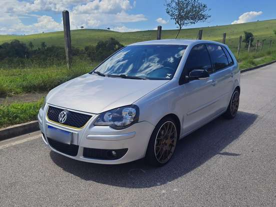 VOLKSWAGEN-POLO-1.6 MI 8V FLEX 4P MANUAL VOLKSWAGEN-POLO-2009
