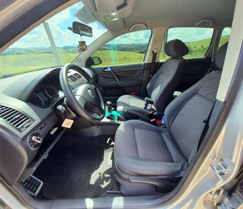 VOLKSWAGEN-POLO-2009