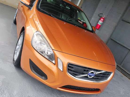 VOLVO-S60-2.0 T5 DYNAMIC GASOLINA 4P AUTOMÁTICO VOLVO-S60-2011