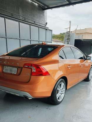 VOLVO-S60-2011