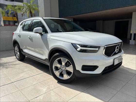 VOLVO XC40 2020 2.0 T4 GASOLINE GEARTRONIC