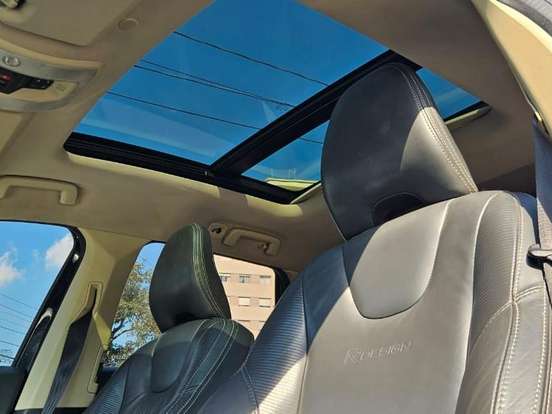 VOLVO-XC60-2.0 T5 R DESIGN TURBO GASOLINA 4P AUTOMÁTICO VOLVO-XC60-2012