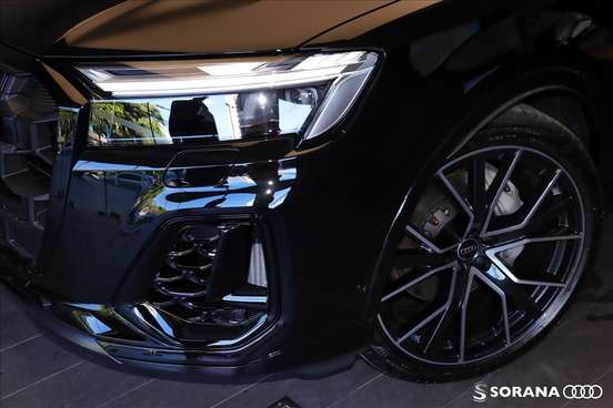 AUDI-Q7-2025