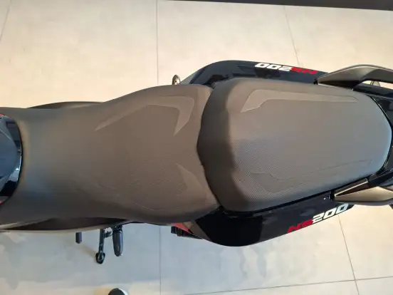 BAJAJ-DOMINAR NS200 BAJAJ-DOMINAR NS200-2026
