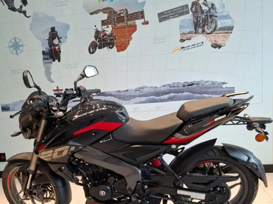 BAJAJ-DOMINAR NS200 BAJAJ-DOMINAR NS200-2026