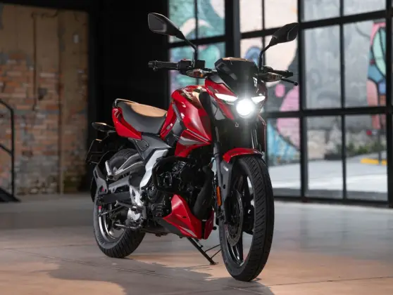 BAJAJ PULSAR N150 