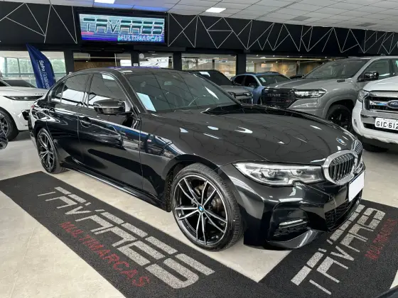 BMW 320i 2.0 16V TURBO GASOLINA M SPORT AUTOMÁTICO