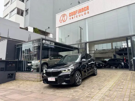 BMW X1 2.0 16V TURBO ACTIVEFLEX SDRIVE20I M SPORT 25 ANOS 4P AUTOMÁTICO