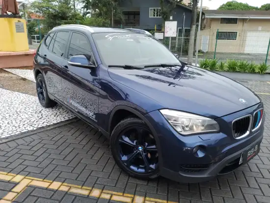 BMW-X1-2.0 20I 4X2 16V FLEX 4P AUTOMÁTICO BMW-X1-2013
