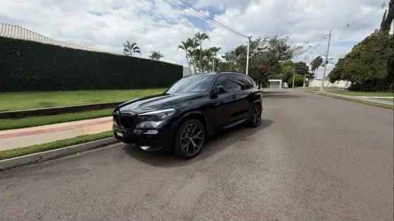 BMW X5 3.0 I6 TURBO HÍBRIDO XDRIVE45E M SPORT AUTOMÁTICO