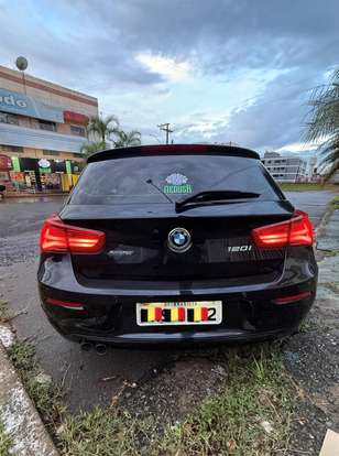 BMW-120i-2016