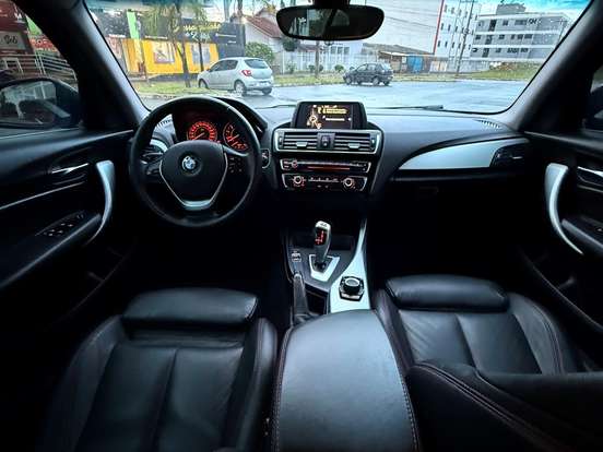 BMW-120i-2.0 16V SPORT ACTIVEFLEX 4P AUTOMÁTICO BMW-120i-2016