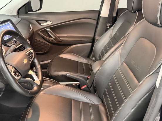 CHEVROLET-TRACKER-2023