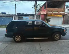 CHEVROLET BLAZER 2.2 EFI DLX 4X2 8V GASOLINA 4P MANUAL CHEVROLET BLAZER 2.2 EFI DLX 4X2 8V GASOLINA 4P MANUAL