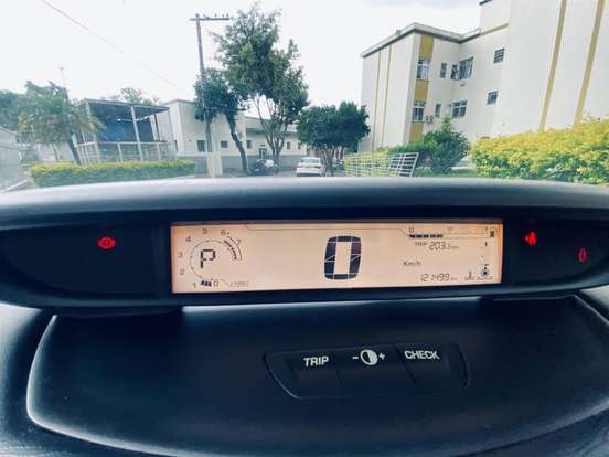 CITROËN-C4-2.0 GLX PALLAS 16V FLEX 4P AUTOMÁTICO CITROËN-C4-2011