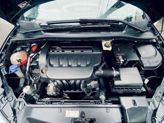 CITROËN-C4-2.0 GLX PALLAS 16V FLEX 4P AUTOMÁTICO CITROËN-C4-2011