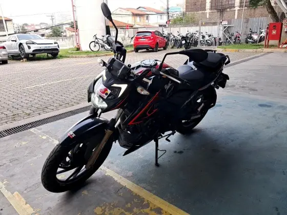 DAFRA APACHE RTR 200 