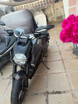 DUCATI DIAVEL CARBON 