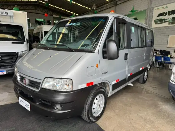 FIAT DUCATO 2.3 MINIBUS TETO BAIXO 8V TURBO DIESEL 3P MANUAL