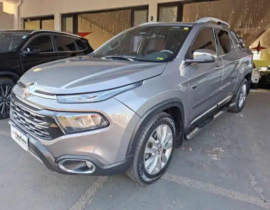FIAT TORO 2.0 16V TURBO DIESEL RANCH 4WD AT9 FIAT TORO 2.0 16V TURBO DIESEL RANCH 4WD AT9