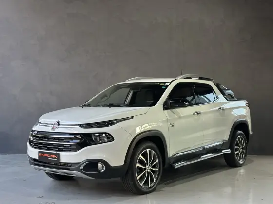 FIAT TORO 2.0 16V TURBO DIESEL VOLCANO 4WD AT9 FIAT TORO 2.0 16V TURBO DIESEL VOLCANO 4WD AT9