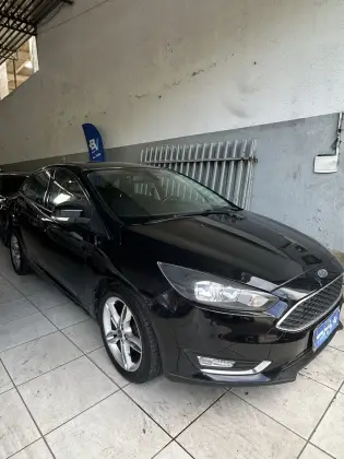 FORD FOCUS 2.0 SE PLUS 16V FLEX 4P POWERSHIFT FORD FOCUS 2.0 SE PLUS 16V FLEX 4P POWERSHIFT