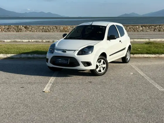 FORD KA 1.0 MPI 8V FLEX 2P MANUAL FORD KA 1.0 MPI 8V FLEX 2P MANUAL