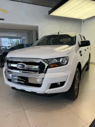 FORD RANGER 2.2 XLS 4X4 CD 16V DIESEL 4P AUTOMÁTICO