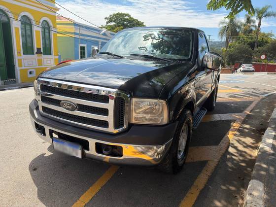FORD F-250 4.2 XLT 4X2 CS V6 GASOLINA 2P MANUAL