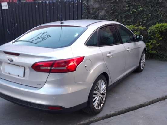 FORD-FOCUS-1.6 SE 16V FLEX 4P POWERSHIFT FORD-FOCUS-2016