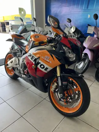 HONDA CBR 1000RR REPSOL 