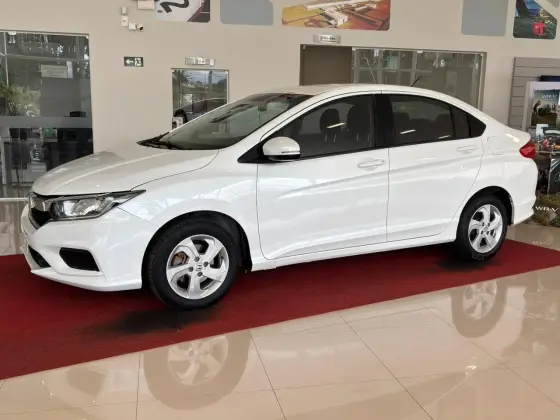 HONDA CITY 1.5 PERSONAL 16V FLEX 4P AUTOMÁTICO HONDA CITY 1.5 PERSONAL 16V FLEX 4P AUTOMÁTICO