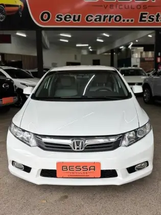 HONDA CIVIC 1.8 LXS 16V FLEX 4P AUTOMÁTICO