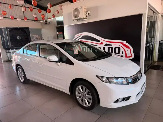 HONDA CIVIC 2.0 LXR 16V FLEX 4P AUTOMÁTICO HONDA CIVIC 2.0 LXR 16V FLEX 4P AUTOMÁTICO