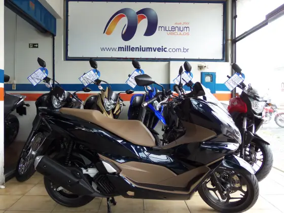 HONDA PCX 160 DLX 
