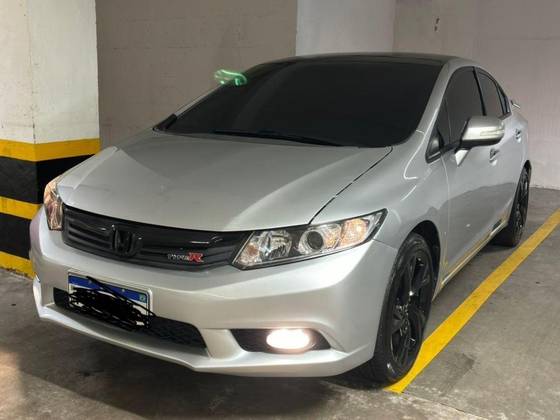 HONDA CIVIC 1.8 LXS 16V FLEX 4P AUTOMÁTICO