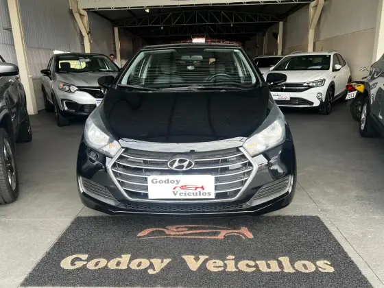 HYUNDAI HB20S 1.6 COMFORT PLUS 16V FLEX 4P AUTOMÁTICO