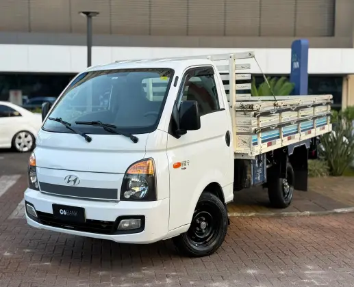 HYUNDAI HR 2.5 LONGO SEM CAÇAMBA 4X2 16V 130CV TURBO INTERCOOLER DIESEL 2P MANUAL