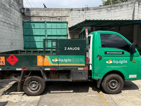 HYUNDAI-HR-2.5 LONGO SEM CAÇAMBA 4X2 16V 130CV TURBO INTERCOOLER DIESEL 2P MANUAL HYUNDAI-HR-2018