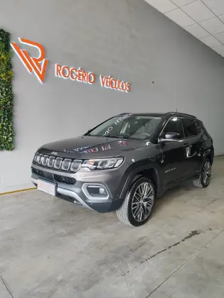 JEEP COMPASS 2.0 TD350 TURBO DIESEL LIMITED AT9 JEEP COMPASS 2.0 TD350 TURBO DIESEL LIMITED AT9