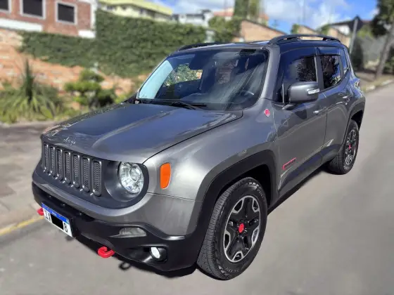 JEEP RENEGADE 2.0 16V TURBO DIESEL TRAILHAWK 4P 4X4 AUTOMÁTICO