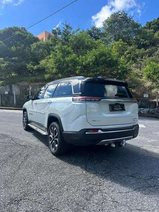 JEEP-COMMANDER-2.0 TD380 TURBO DIESEL LIMITED AT9 JEEP-COMMANDER-2021