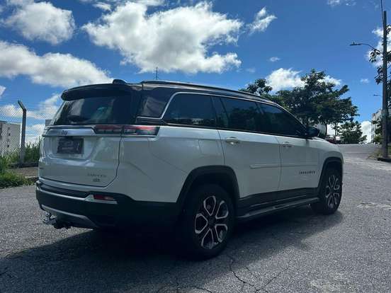 JEEP-COMMANDER-2.0 TD380 TURBO DIESEL LIMITED AT9 JEEP-COMMANDER-2021