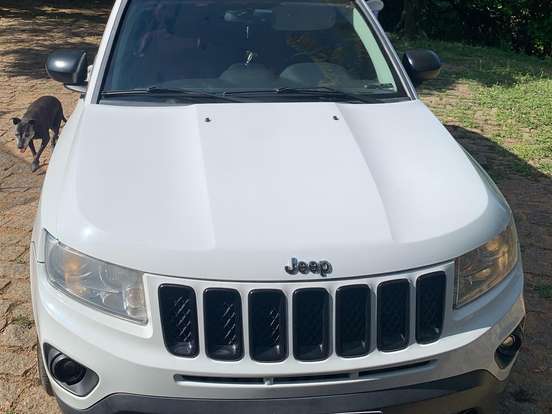 JEEP-COMPASS-2.0 SPORT 4X2 16V GASOLINA 4P AUTOMÁTICO JEEP-COMPASS-2013